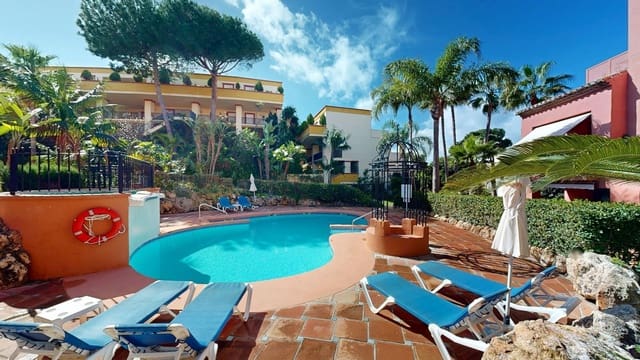 3 soveværelse Lejlighed til salg i Santa María, Marbella med swimmingpool - € 575.000 (Ref: 8896900)