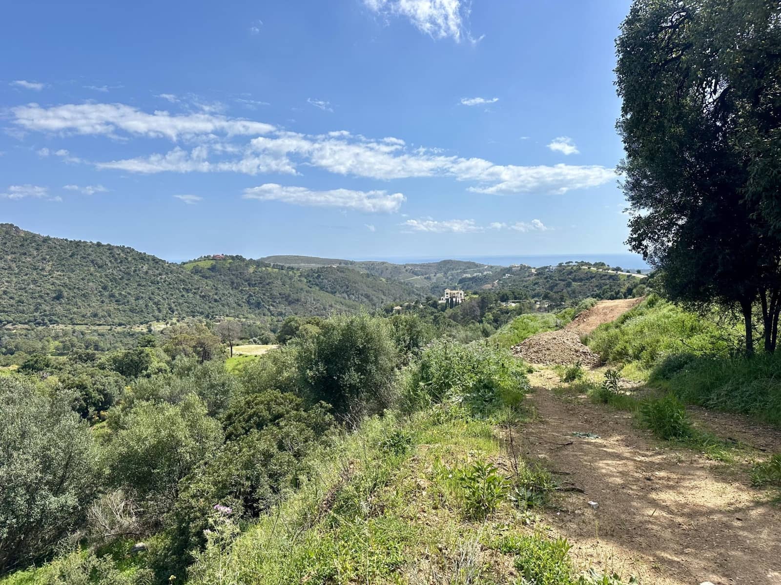 Byggetomt til salgs i Benahavis - € 315 000 (Ref: 8915404)