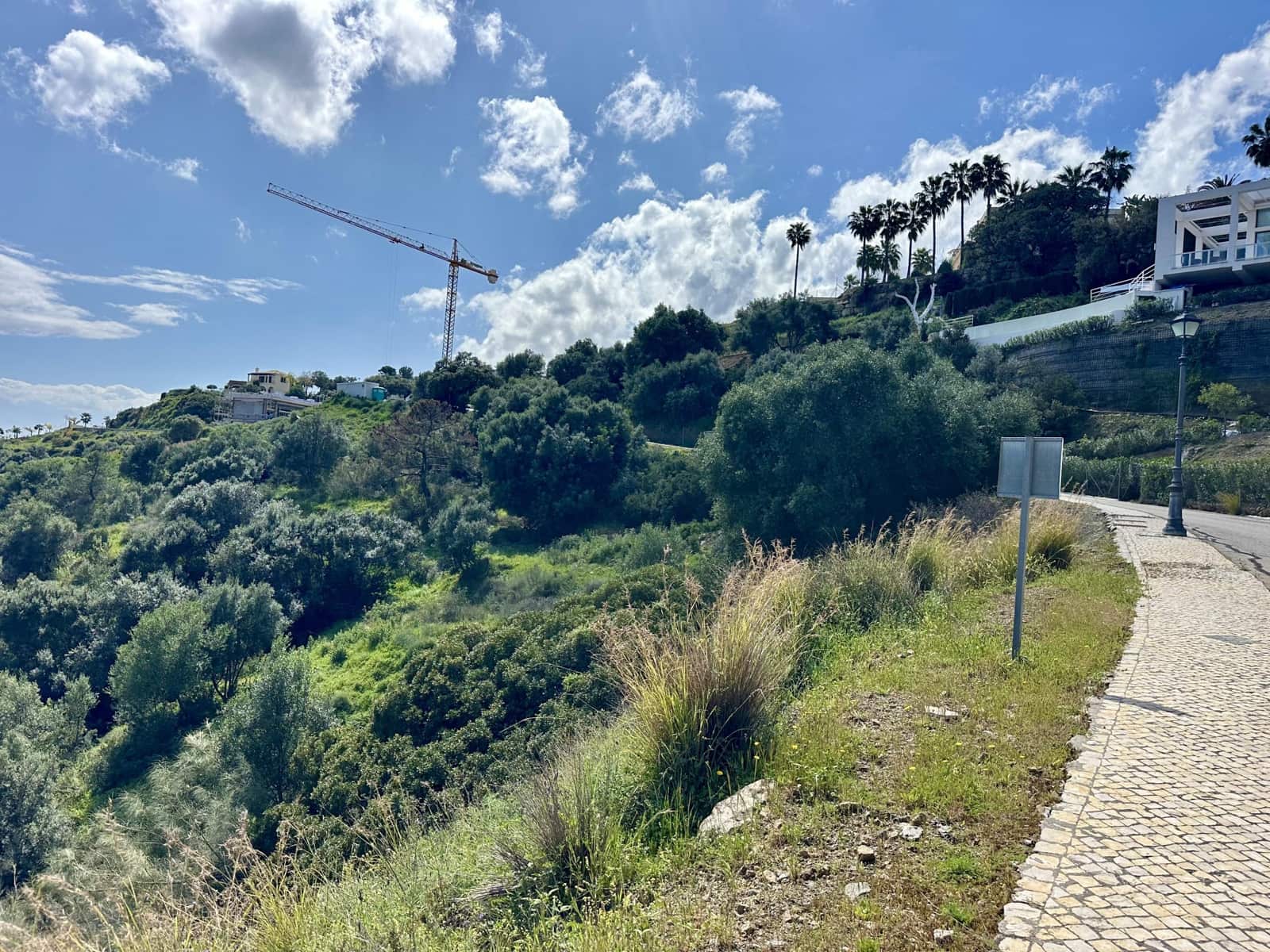 Byggetomt til salgs i Benahavis - € 315 000 (Ref: 8915404)