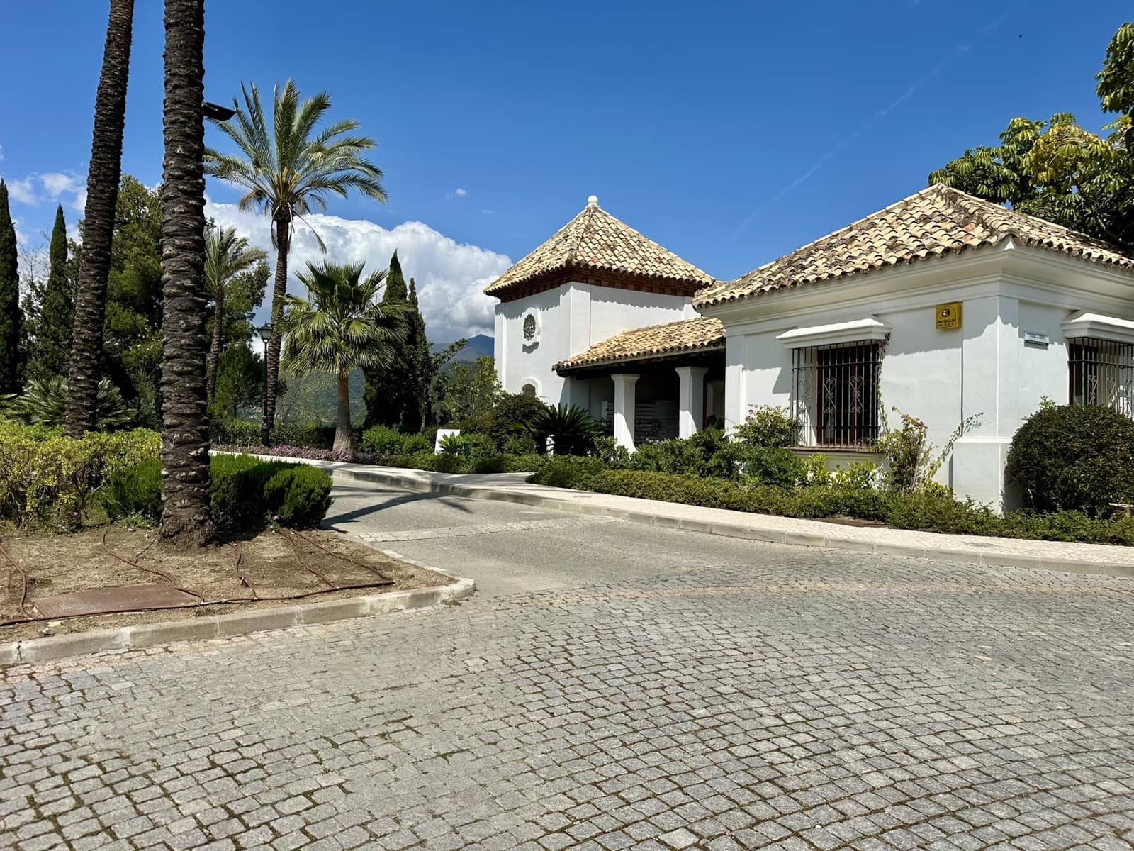 Byggetomt til salgs i Benahavis - € 315 000 (Ref: 8915404)