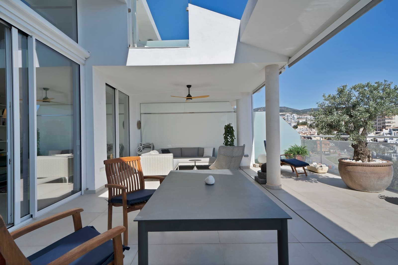 3 soveværelse Penthouse til salg i Torrequebrada med swimmingpool - € 890.000 (Ref: 8918085)