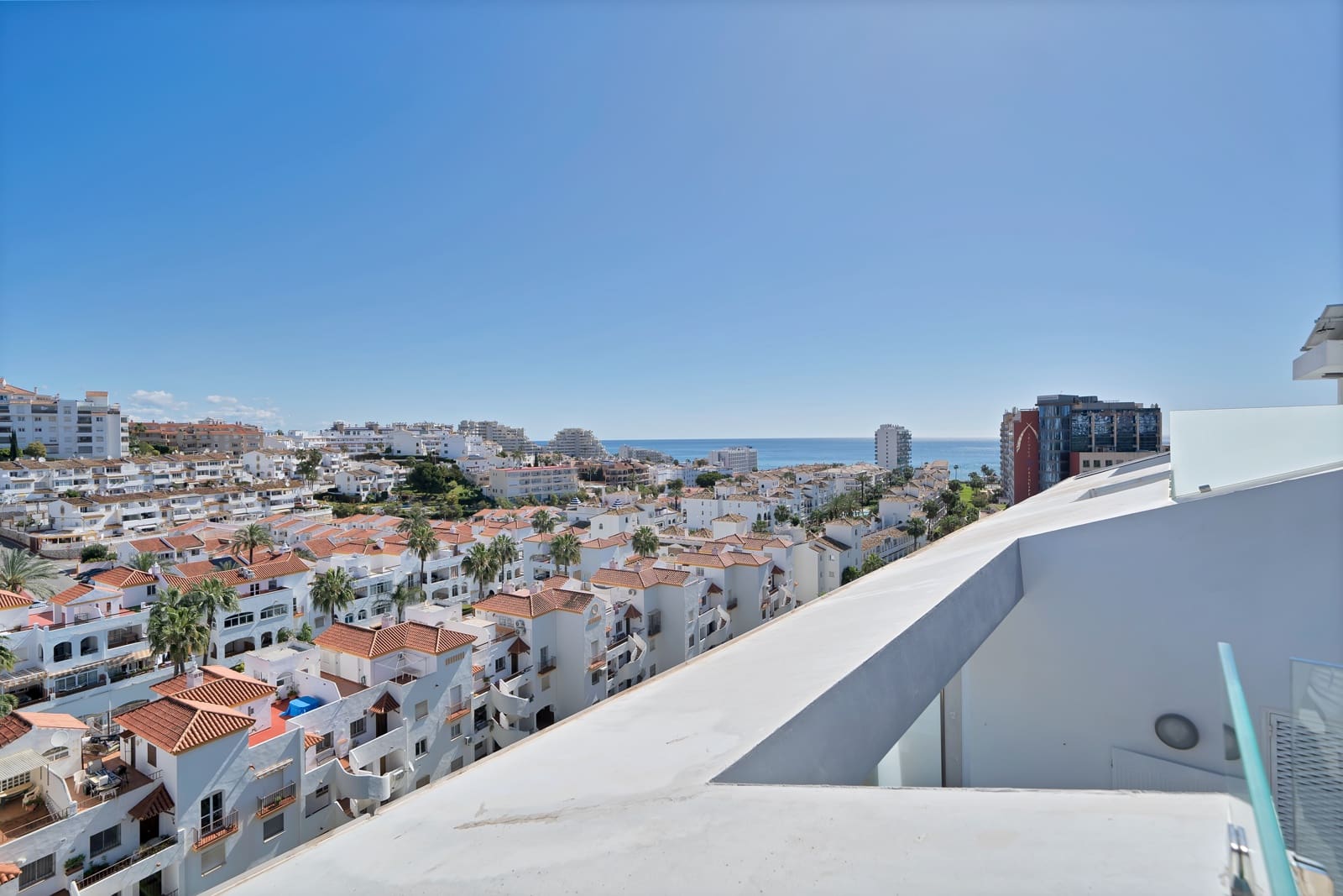 3 soveværelse Penthouse til salg i Torrequebrada med swimmingpool - € 890.000 (Ref: 8918085)