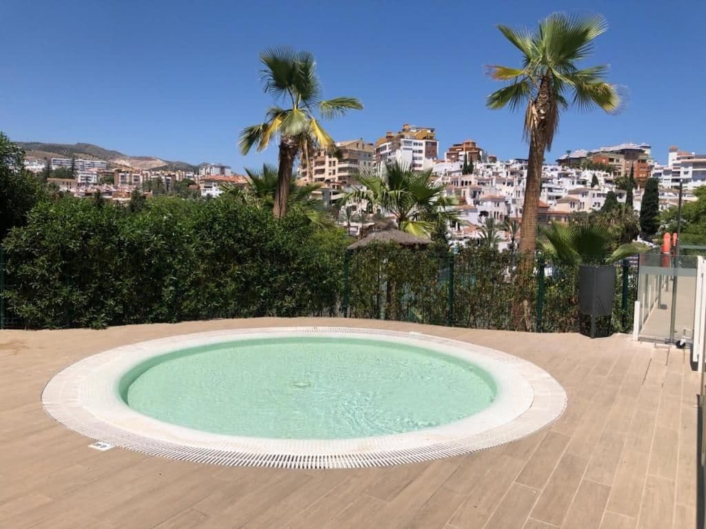 3 slaapkamer Penthouse te koop in Torrequebrada met zwembad - € 890.000 (Ref: 8918085)