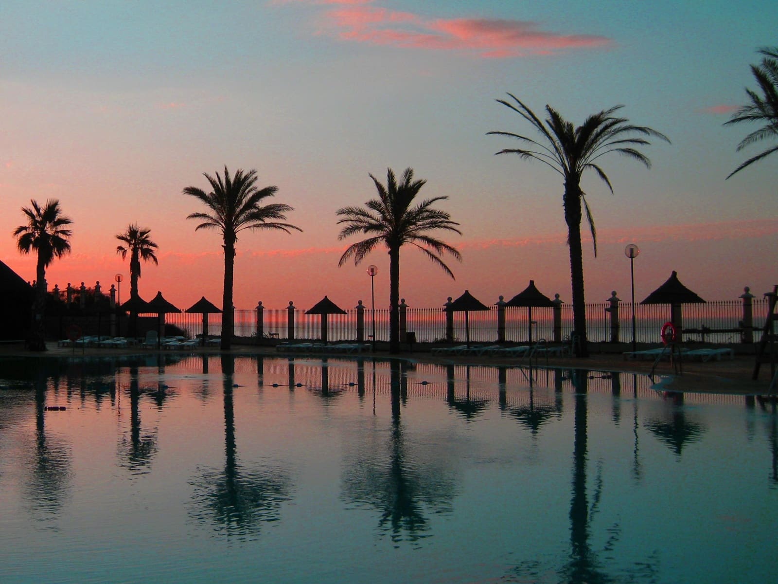 3 slaapkamer Penthouse te koop in Torrequebrada met zwembad - € 890.000 (Ref: 8918085)