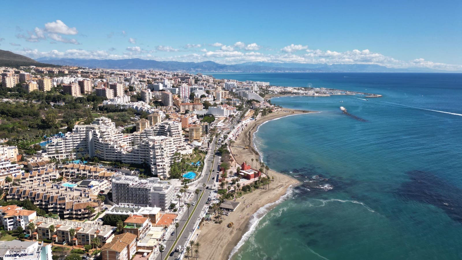 3 slaapkamer Penthouse te koop in Torrequebrada met zwembad - € 890.000 (Ref: 8918085)