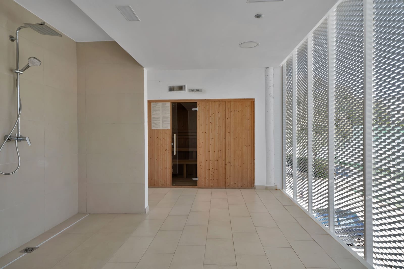 2 sypialnia Mieszkanie na sprzedaż w Torrequebrada z basenem - 634 000 € (Ref: 8941266)