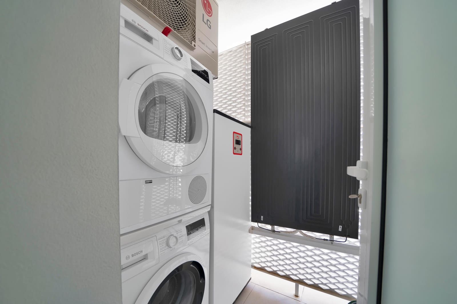 2 bedroom Flat for sale in Torrequebrada with pool - € 634,000 (Ref: 8941266)