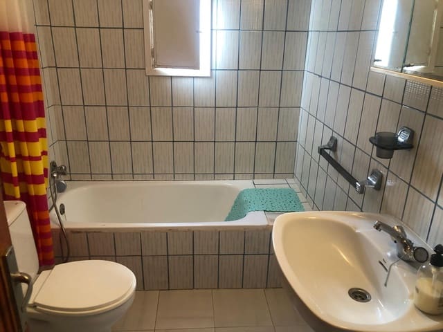 4 sovrum Radhus till salu i Cuevas Bajas - 110 000 € (Ref: 8941267)