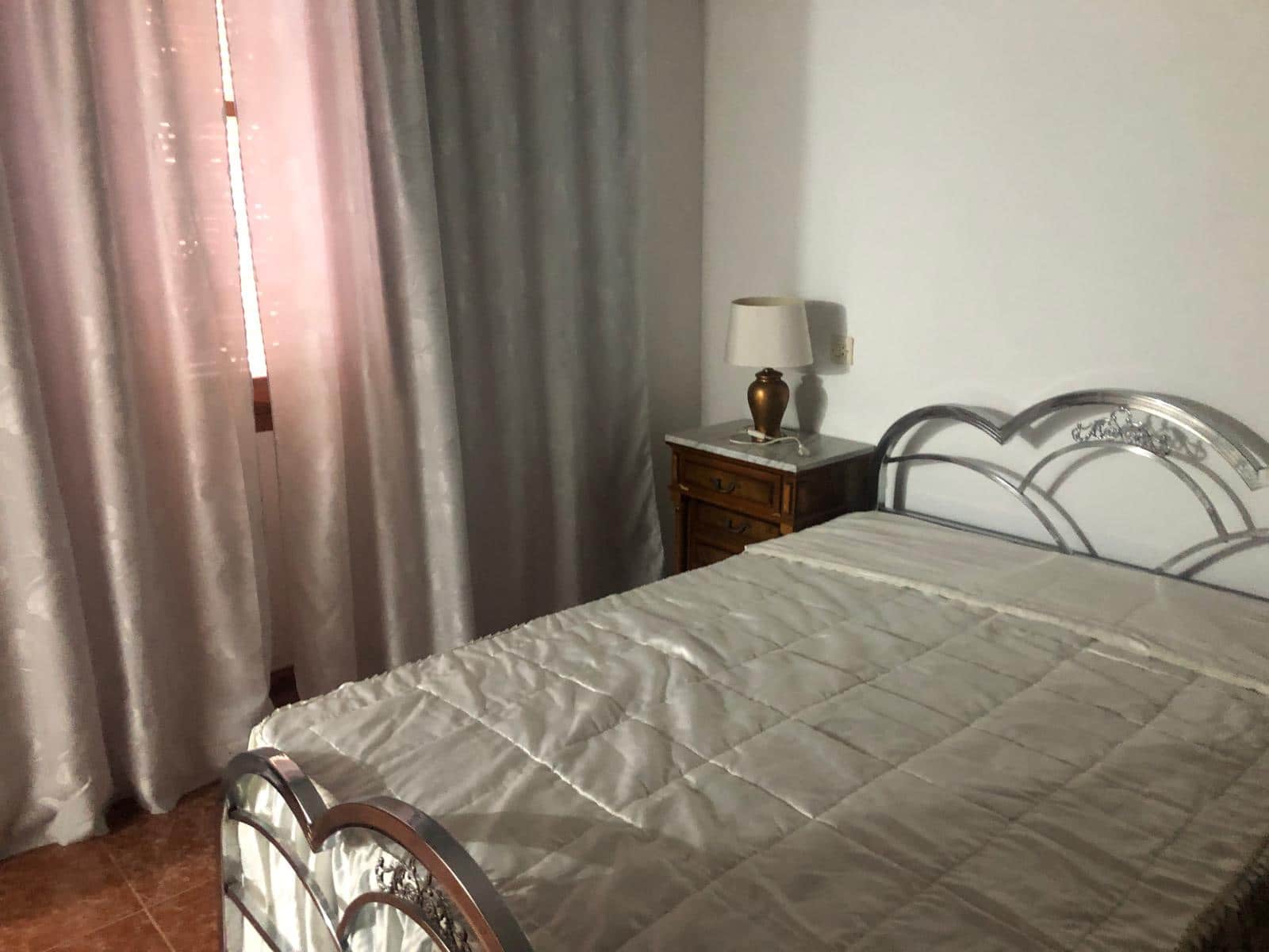 4 slaapkamer Rijtjeshuis te koop in Cuevas Bajas - € 95.000 (Ref: 8941267)