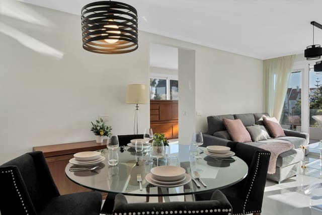 2 Zimmer Apartment zu vermieten in Río Real, Marbella mit Pool Garage - 2.400 € (Ref: 8954377)