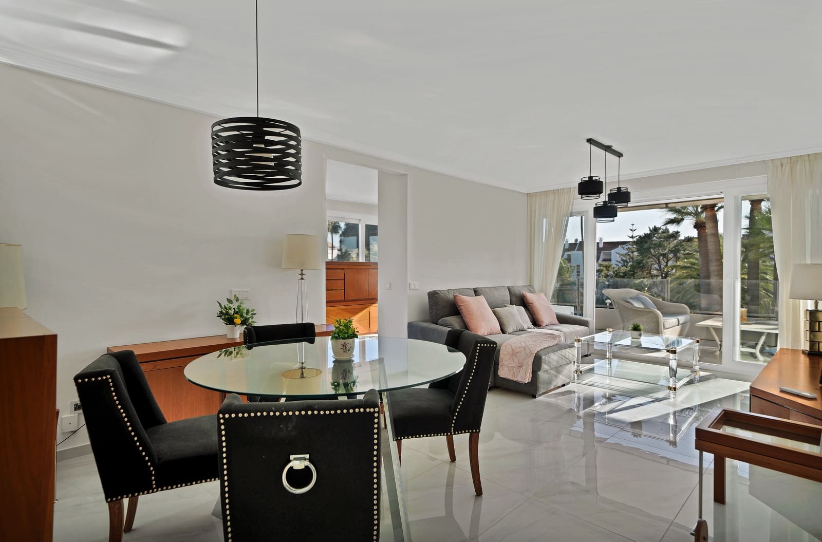 2 soverom Leilighet til leie i Rio Real med svømmebasseng garasje - € 2 400 (Ref: 8954377)