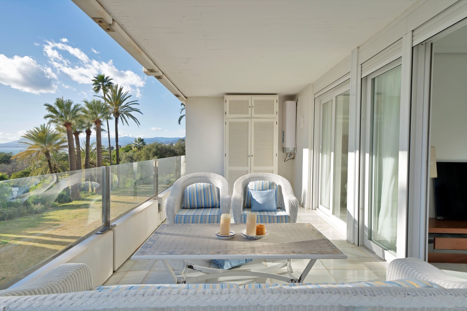 2 soverom Leilighet til leie i Rio Real med svømmebasseng garasje - € 2 400 (Ref: 8954377)