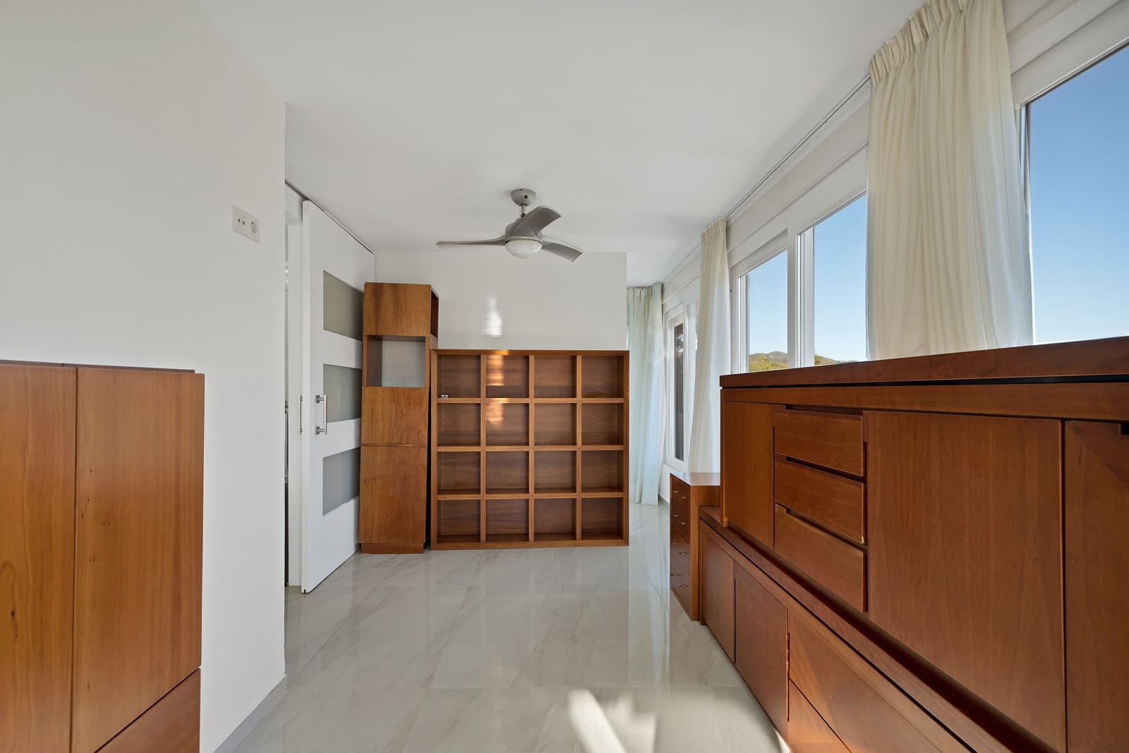 2 soverom Leilighet til leie i Rio Real med svømmebasseng garasje - € 2 400 (Ref: 8954377)