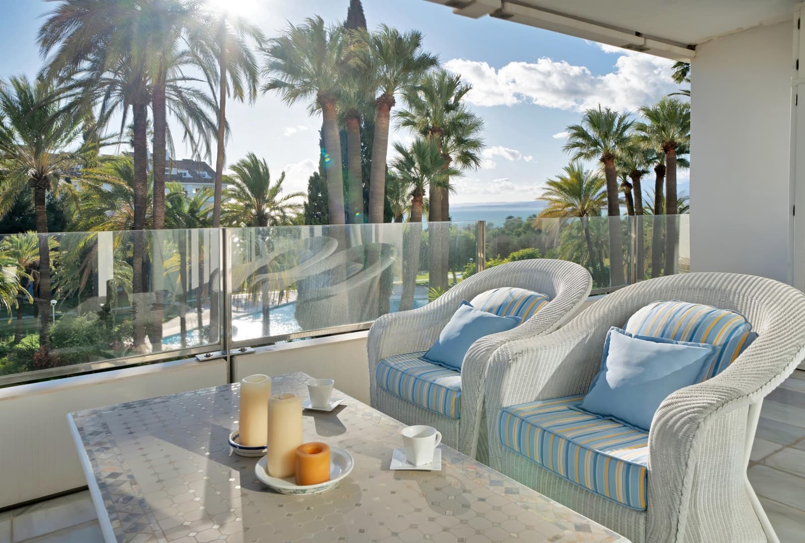 2 makuuhuone Huoneisto vuokrattavana paikassa Rio Real mukana uima-altaan - 2 000 € (Ref: 8954377)