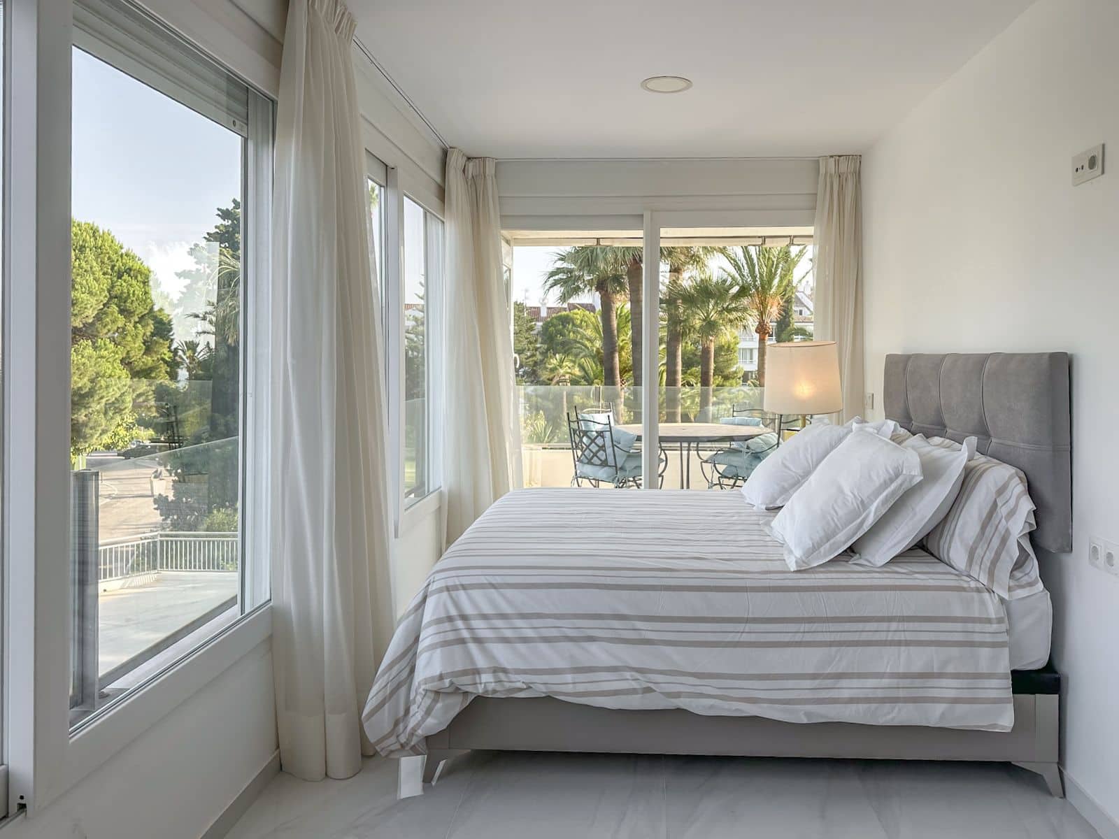 2 soveværelse Lejlighed til leje i Rio Real med swimmingpool - € 2.200 (Ref: 8954377)