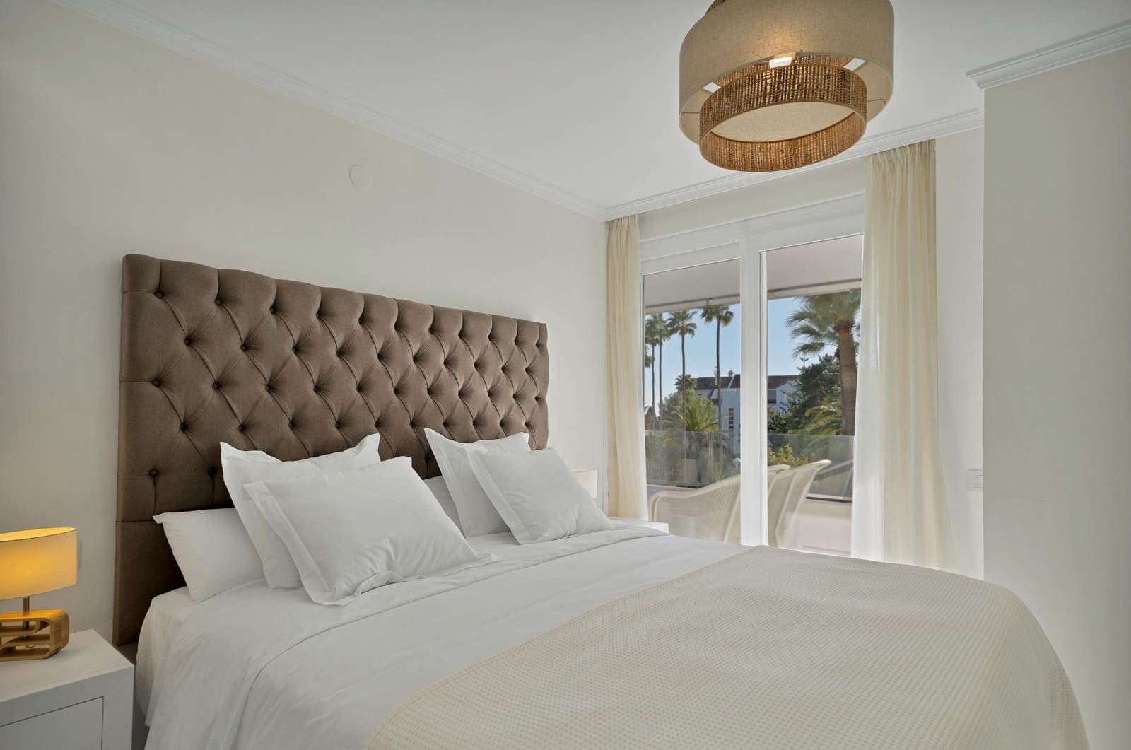 2 soveværelse Lejlighed til leje i Rio Real med swimmingpool - € 2.200 (Ref: 8954377)