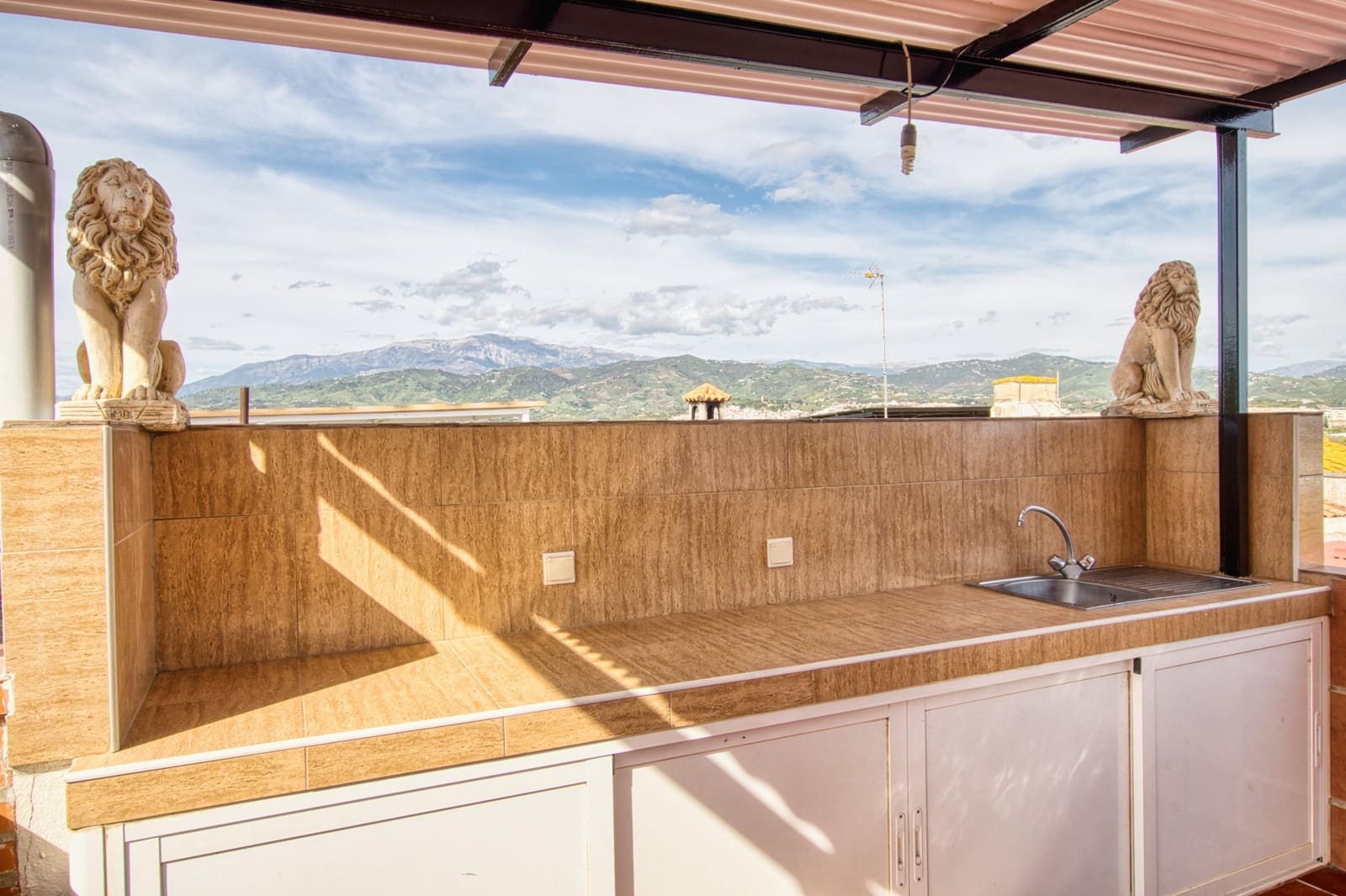 2 quarto Moradia em Banda para venda em Cajiz - 139 000 € (Ref: 8954378)