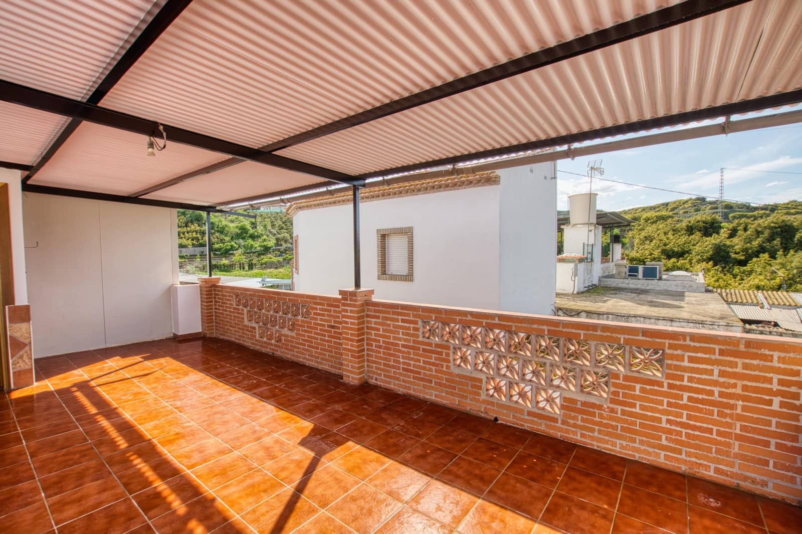 2 quarto Moradia em Banda para venda em Cajiz - 139 000 € (Ref: 8954378)