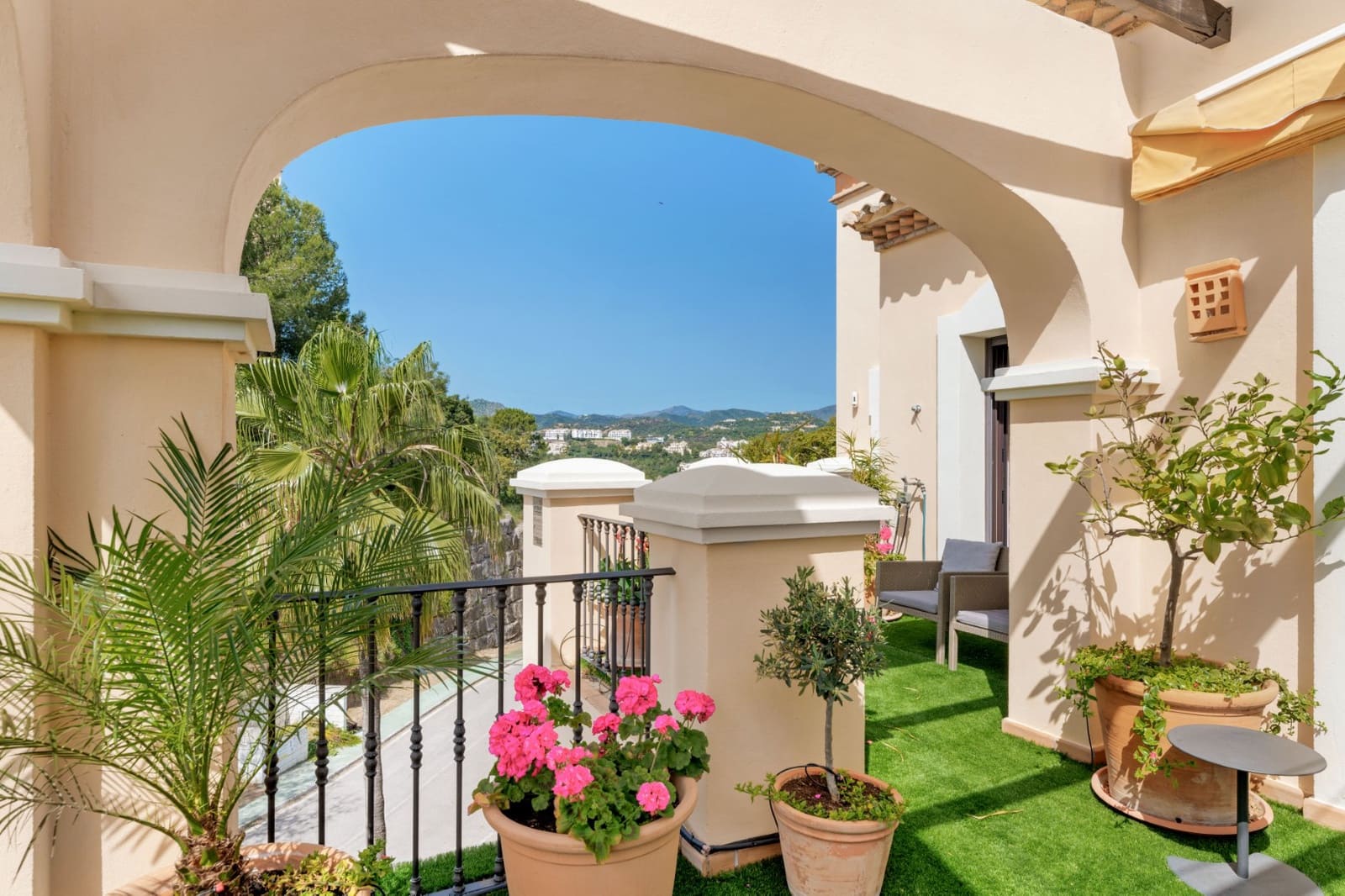 3 soverom Penthouse til salgs i La Quinta med svømmebasseng - € 1 100 000 (Ref: 8954379)