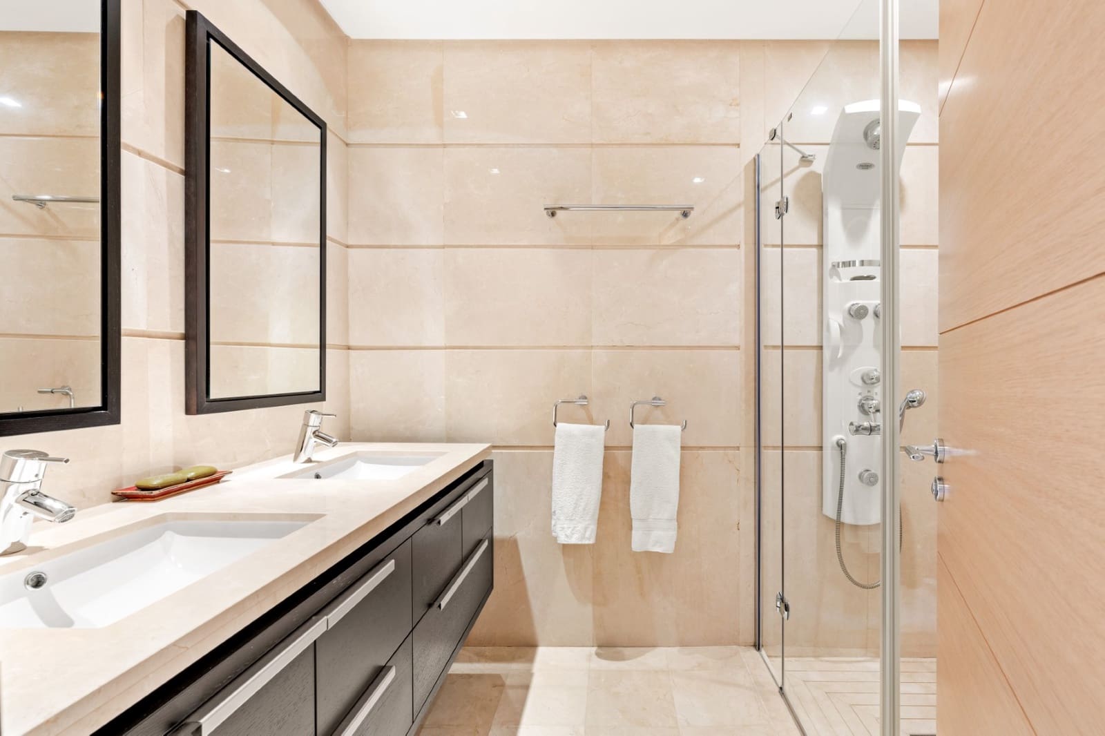 3 soverom Penthouse til salgs i La Quinta med svømmebasseng - € 1 100 000 (Ref: 8954379)