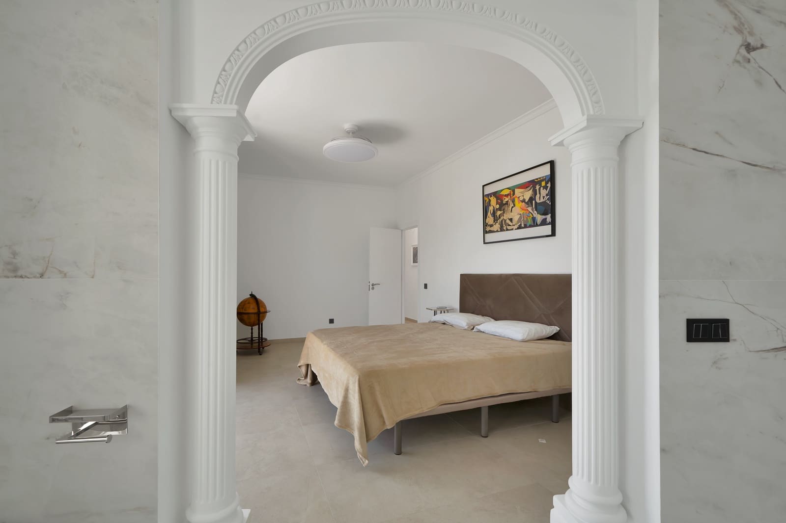 9 soverom Villa til salgs i Benalmadena med svømmebasseng - € 2 950 000 (Ref: 8999275)