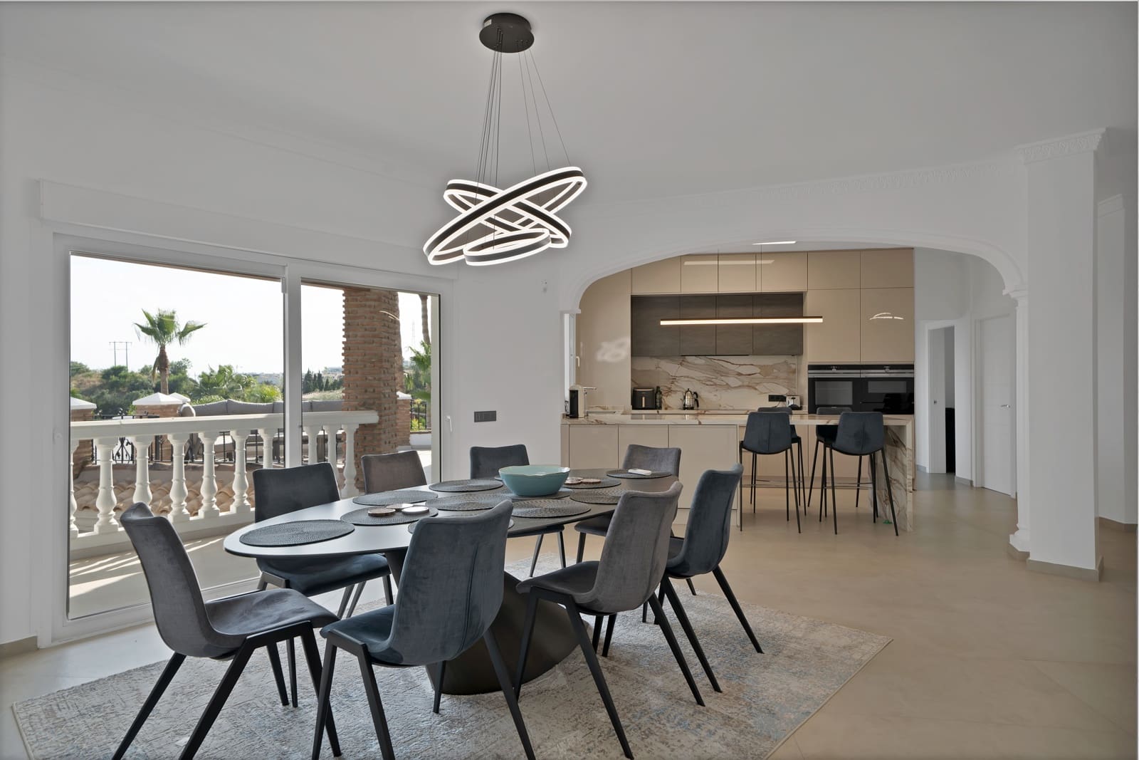 9 soverom Villa til salgs i Benalmadena med svømmebasseng - € 2 950 000 (Ref: 8999275)