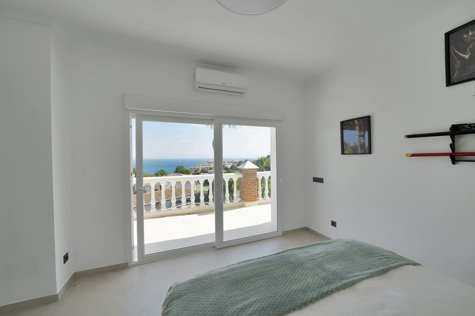 9 soverom Villa til salgs i Benalmadena med svømmebasseng - € 2 950 000 (Ref: 8999275)