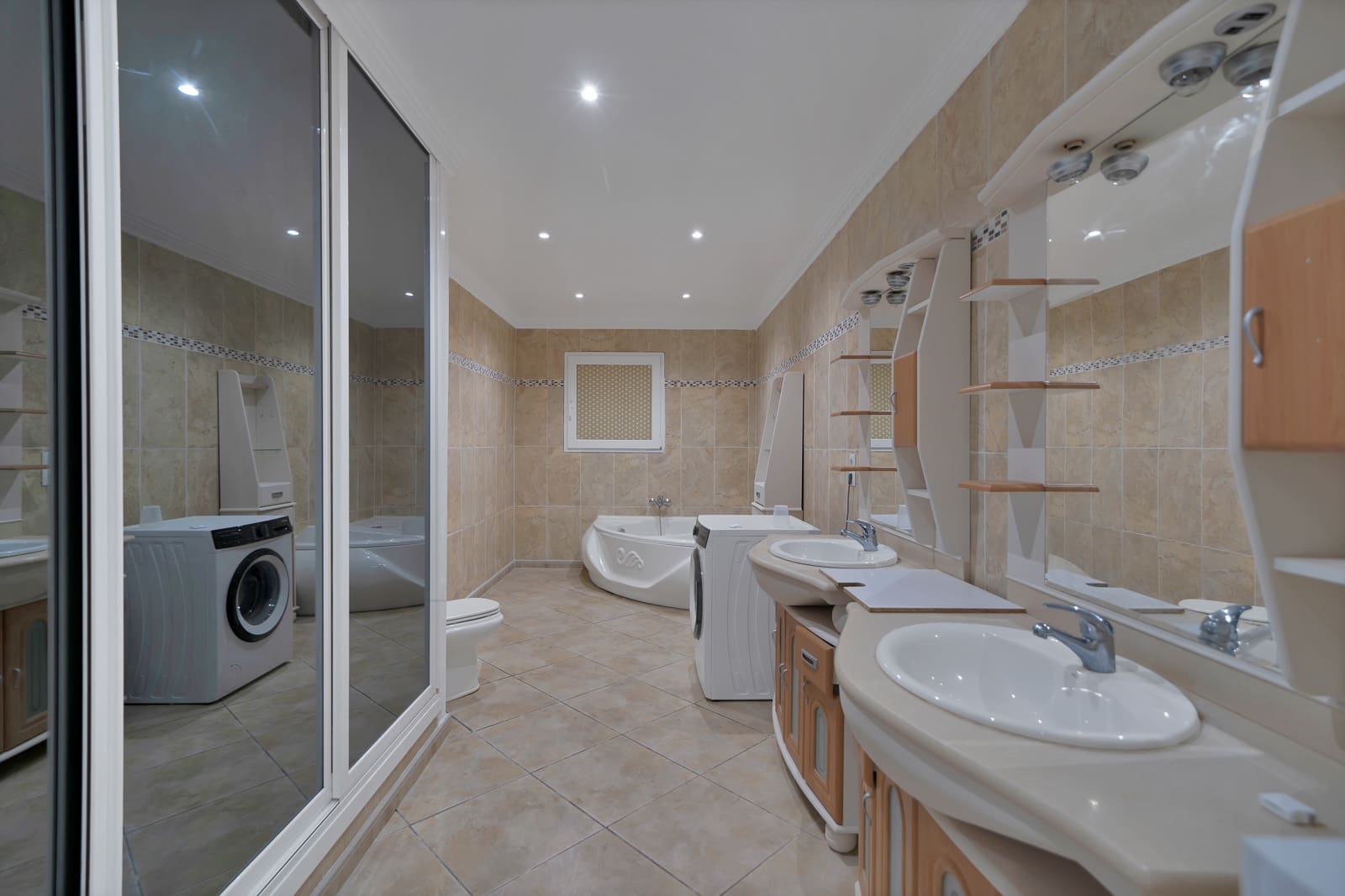 9 soverom Villa til salgs i Benalmadena med svømmebasseng - € 2 950 000 (Ref: 8999275)