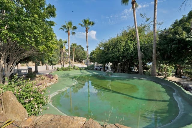 9 soveværelse Villa til salg i Benalmádena med swimmingpool - € 2.950.000 (Ref: 8999275)