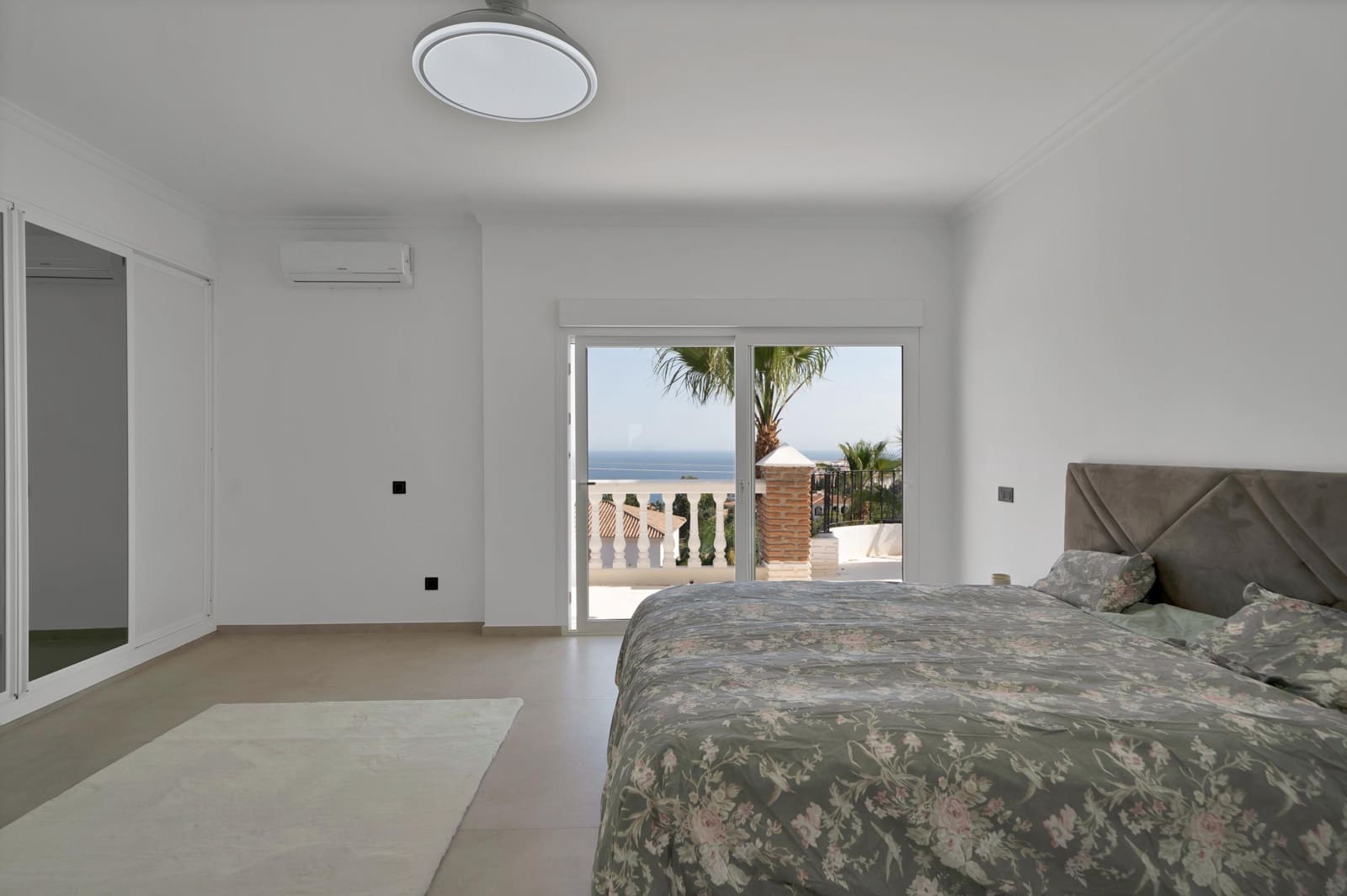 9 makuuhuone Huvila myytävänä paikassa Benalmadena mukana uima-altaan - 2 950 000 € (Ref: 8999275)