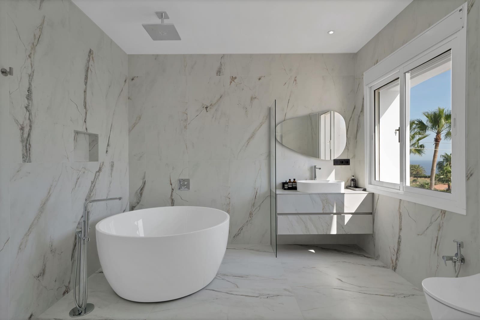 9 sypialnia Willa na sprzedaż w Benalmadena z basenem - 2 950 000 € (Ref: 8999275)