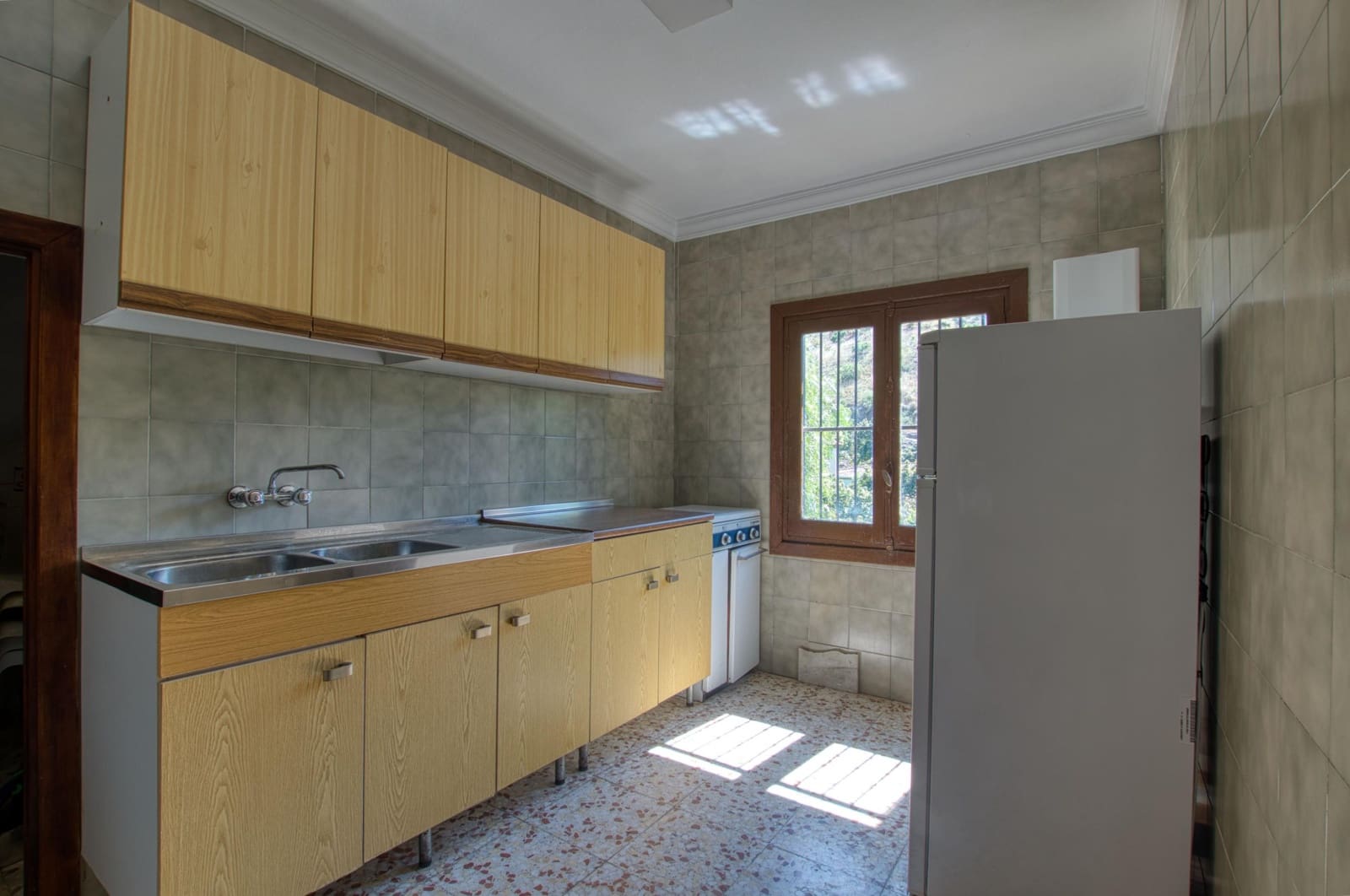 2 soveværelse Rækkehus til salg i Vinuela - € 135.000 (Ref: 9001299)