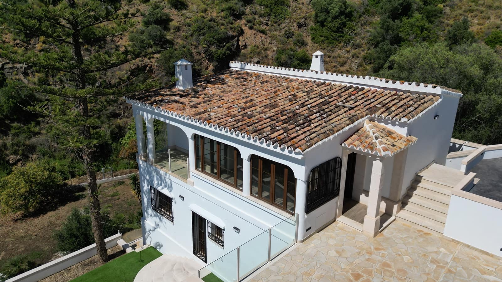 Chalet de 3 habitaciones en El Rosario en venta con piscina - 990.000 € (Ref: 9003395)