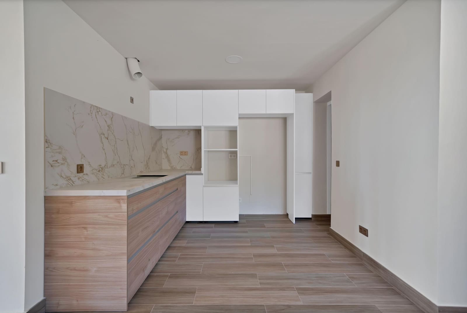 3 slaapkamer Villa te koop in Marbella met zwembad - € 990.000 (Ref: 9003395)