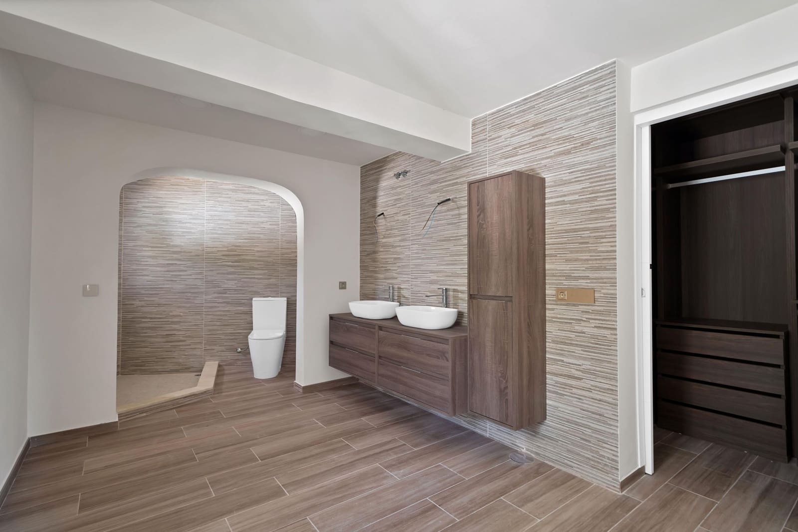 3 slaapkamer Villa te koop in Marbella met zwembad - € 990.000 (Ref: 9003395)