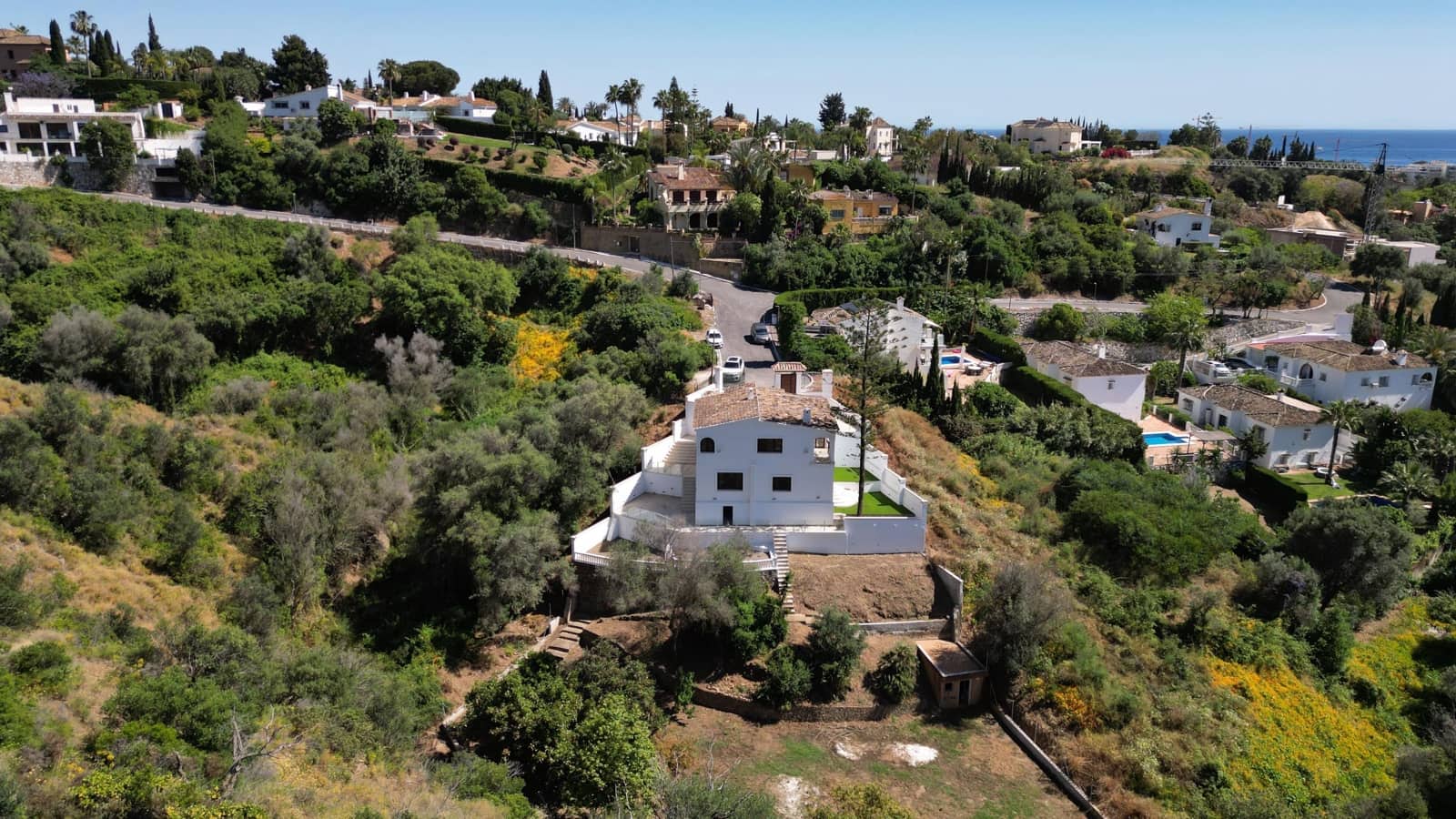 3 slaapkamer Villa te koop in Marbella met zwembad - € 990.000 (Ref: 9003395)