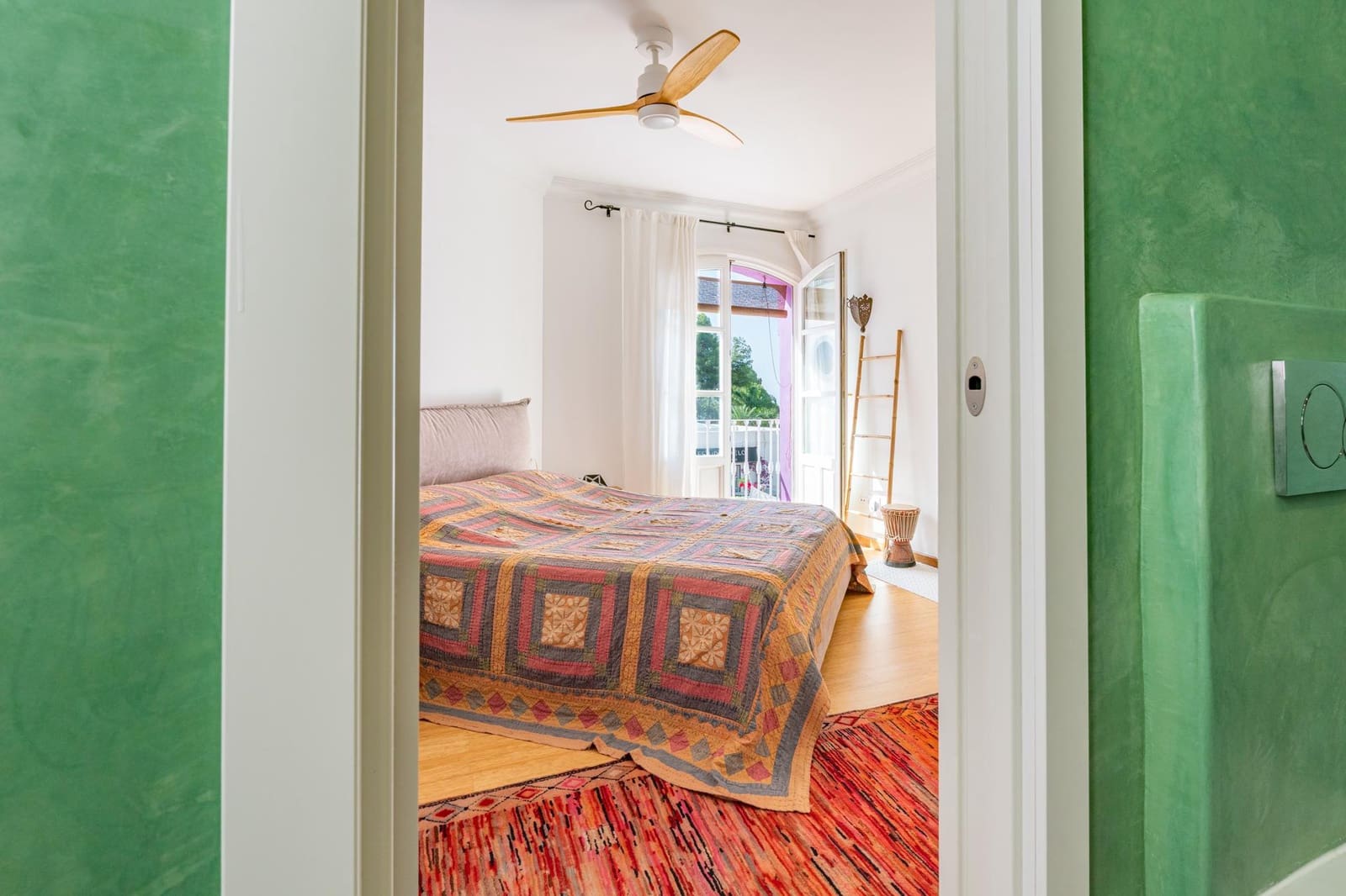 2 soveværelse Rækkehus til salg i Benahavis med swimmingpool - € 429.000 (Ref: 9026545)