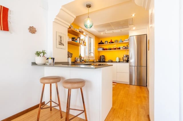 2 bedroom Terraced Villa for sale in Benahavís with pool - € 429,000 (Ref: 9026545)