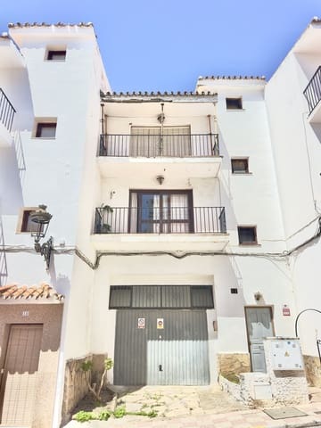 5 soveværelse Rækkehus til salg i Centro, Estepona - € 750.000 (Ref: 9042521)