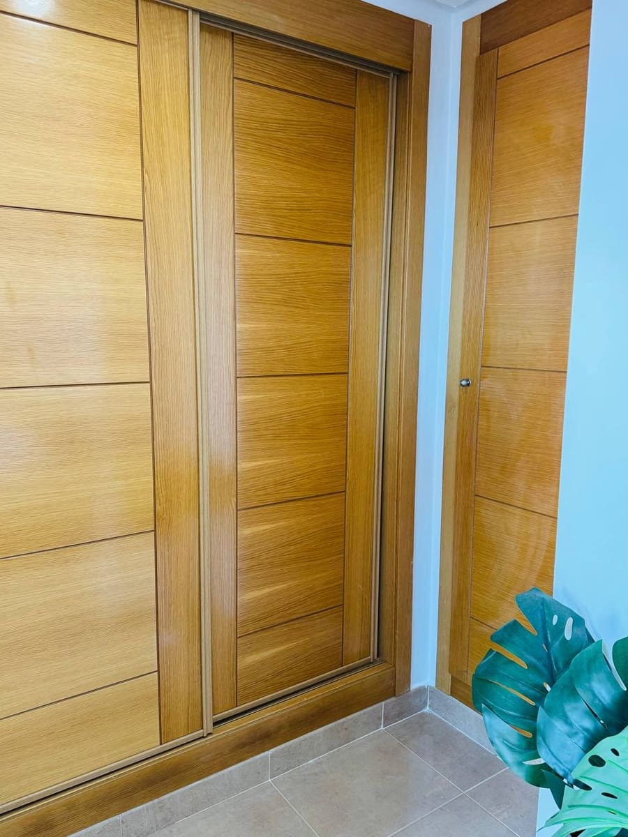 3 soveværelse Penthouse til leje i Estepona med swimmingpool - € 2.500 (Ref: 9065032)