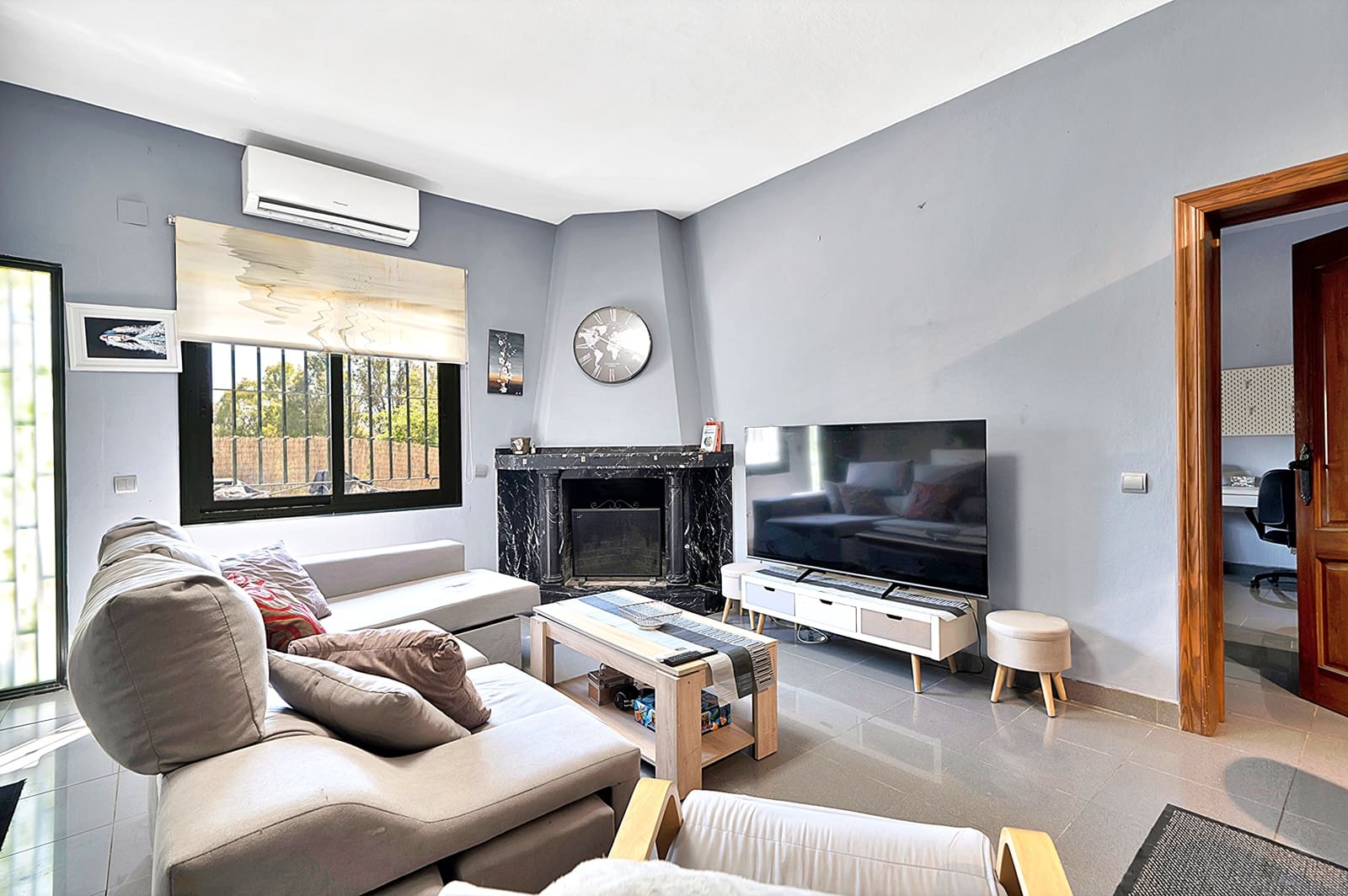 7 bedroom Villa for sale in Marbella - € 3,250,000 (Ref: 9068972)