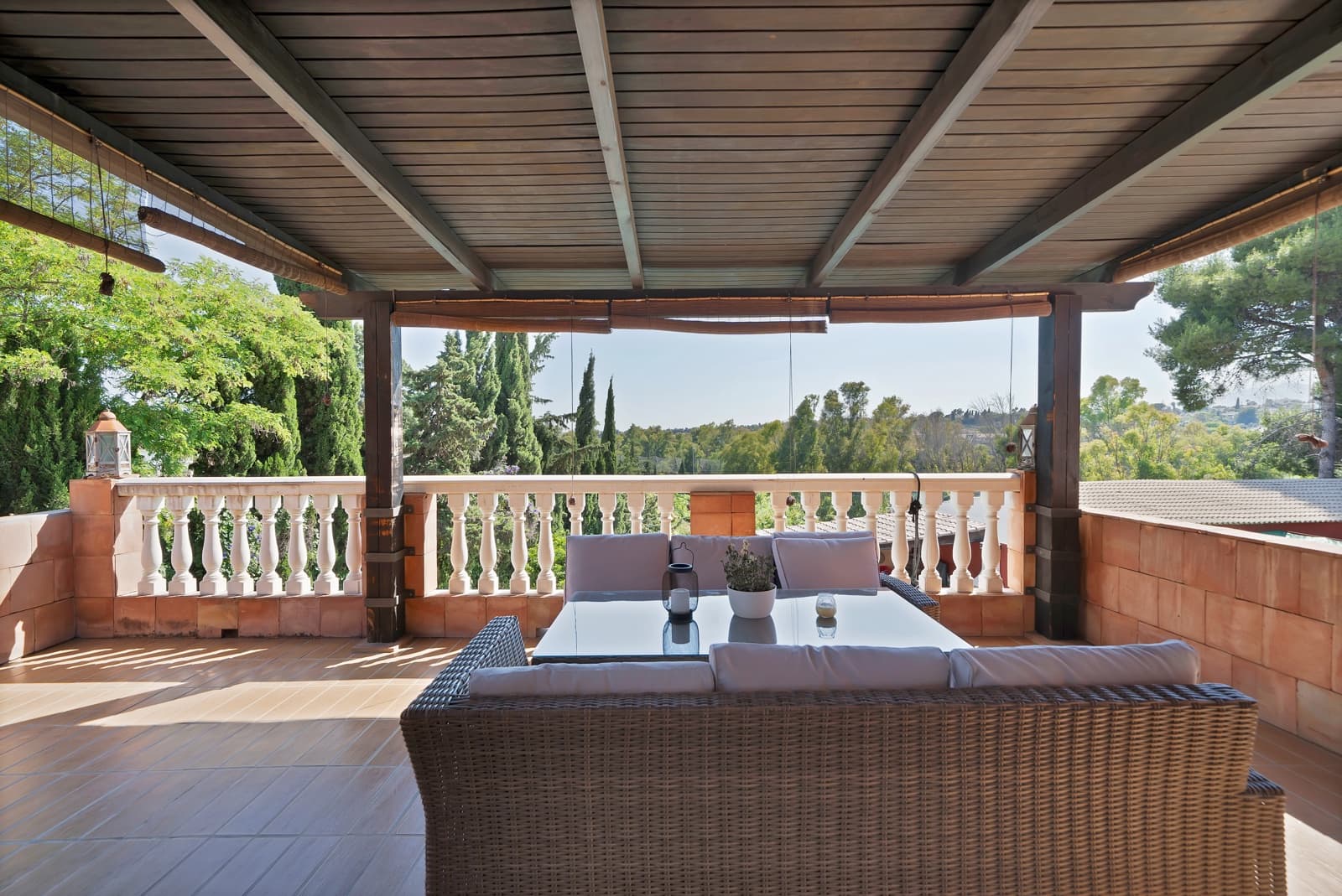 7 bedroom Villa for sale in Marbella - € 3,250,000 (Ref: 9068972)