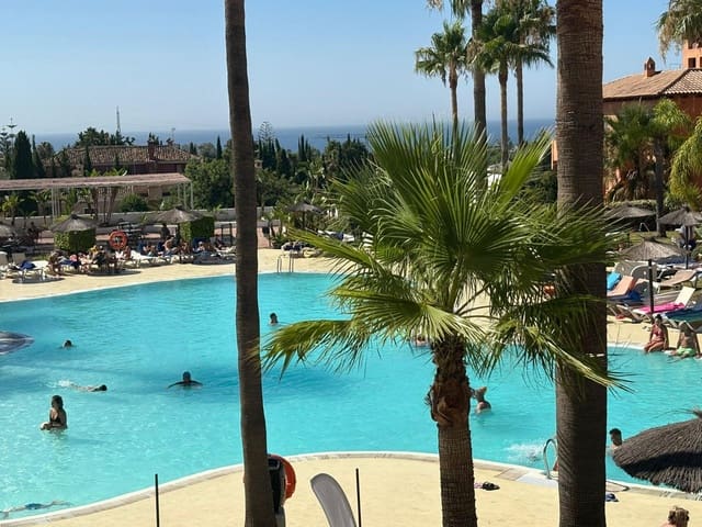 1 bedroom Apartment for sale in Los Flamingos, Benahavís with pool - € 127,000 (Ref: 9078123)