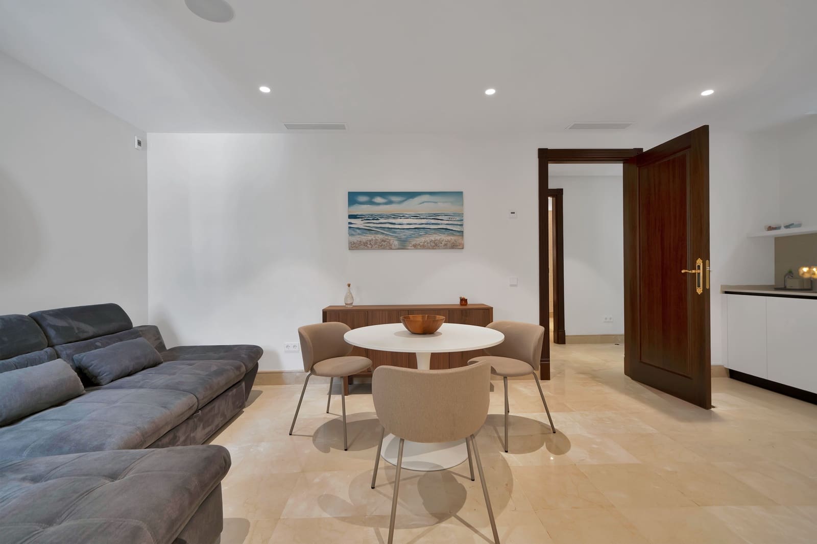 6 soveværelse Villa til leje i Golden Mile med swimmingpool - € 39.500 (Ref: 9081720)