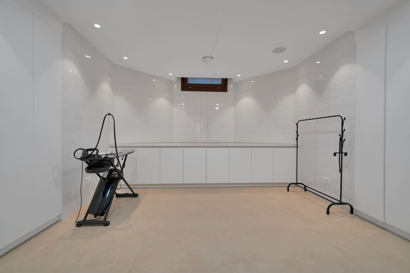 6 soveværelse Villa til leje i Golden Mile med swimmingpool - € 39.500 (Ref: 9081720)