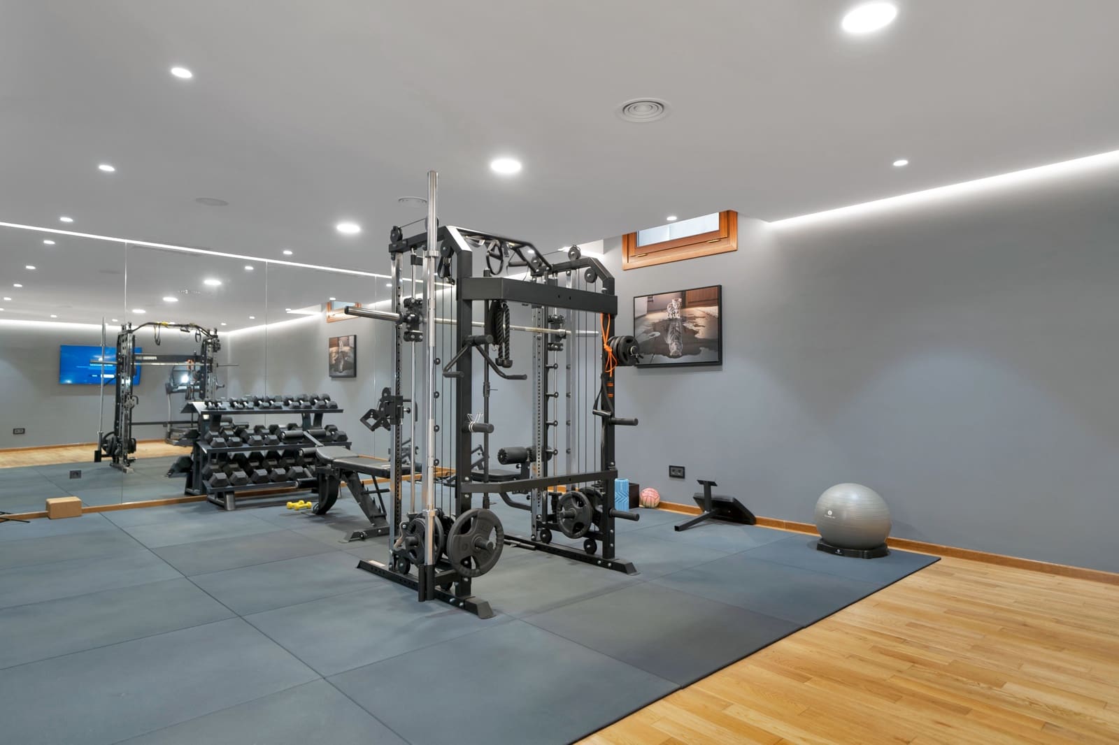 6 soveværelse Villa til leje i Golden Mile med swimmingpool - € 39.500 (Ref: 9081720)