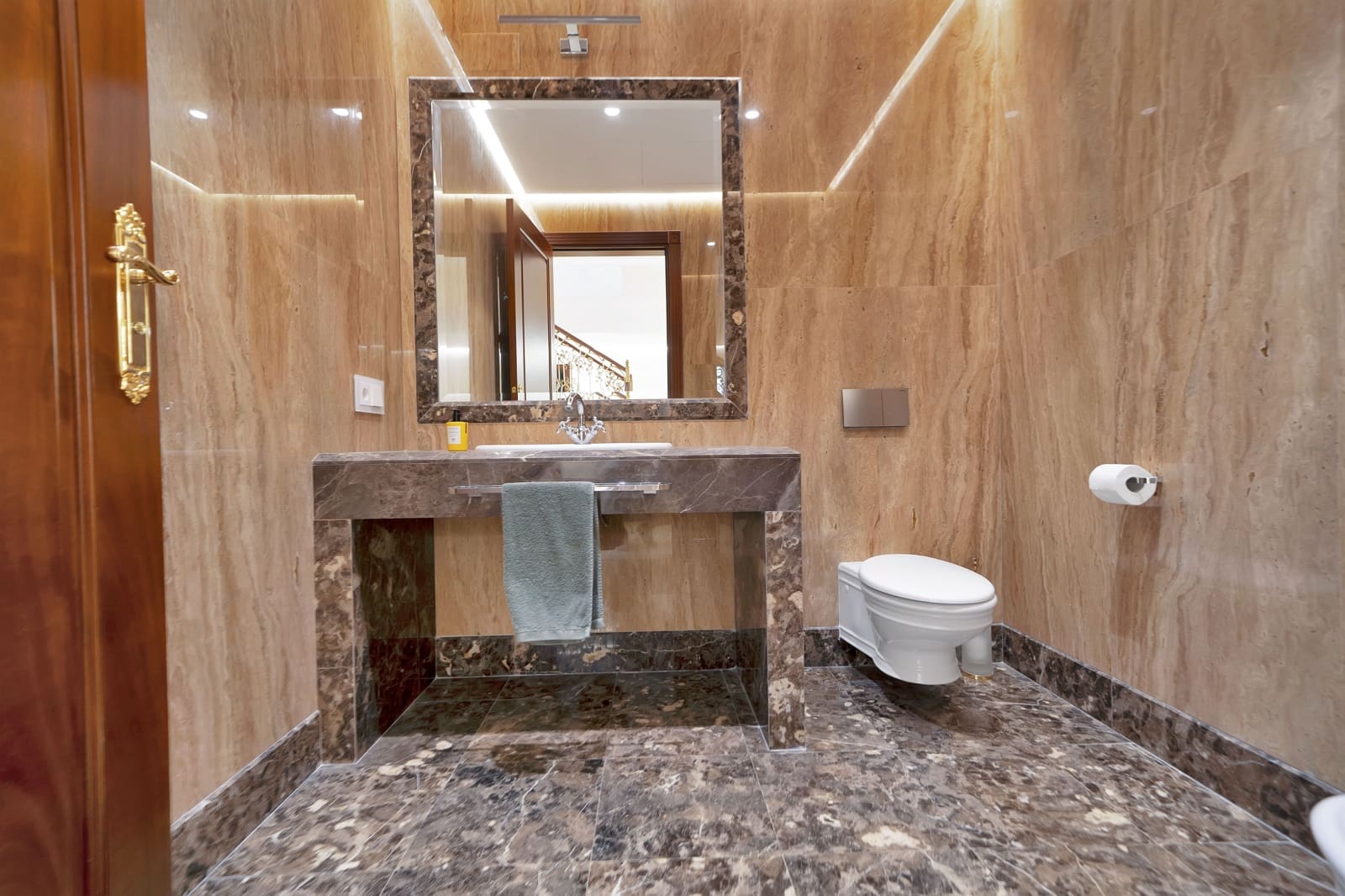 6 soveværelse Villa til leje i Golden Mile med swimmingpool - € 39.500 (Ref: 9081720)