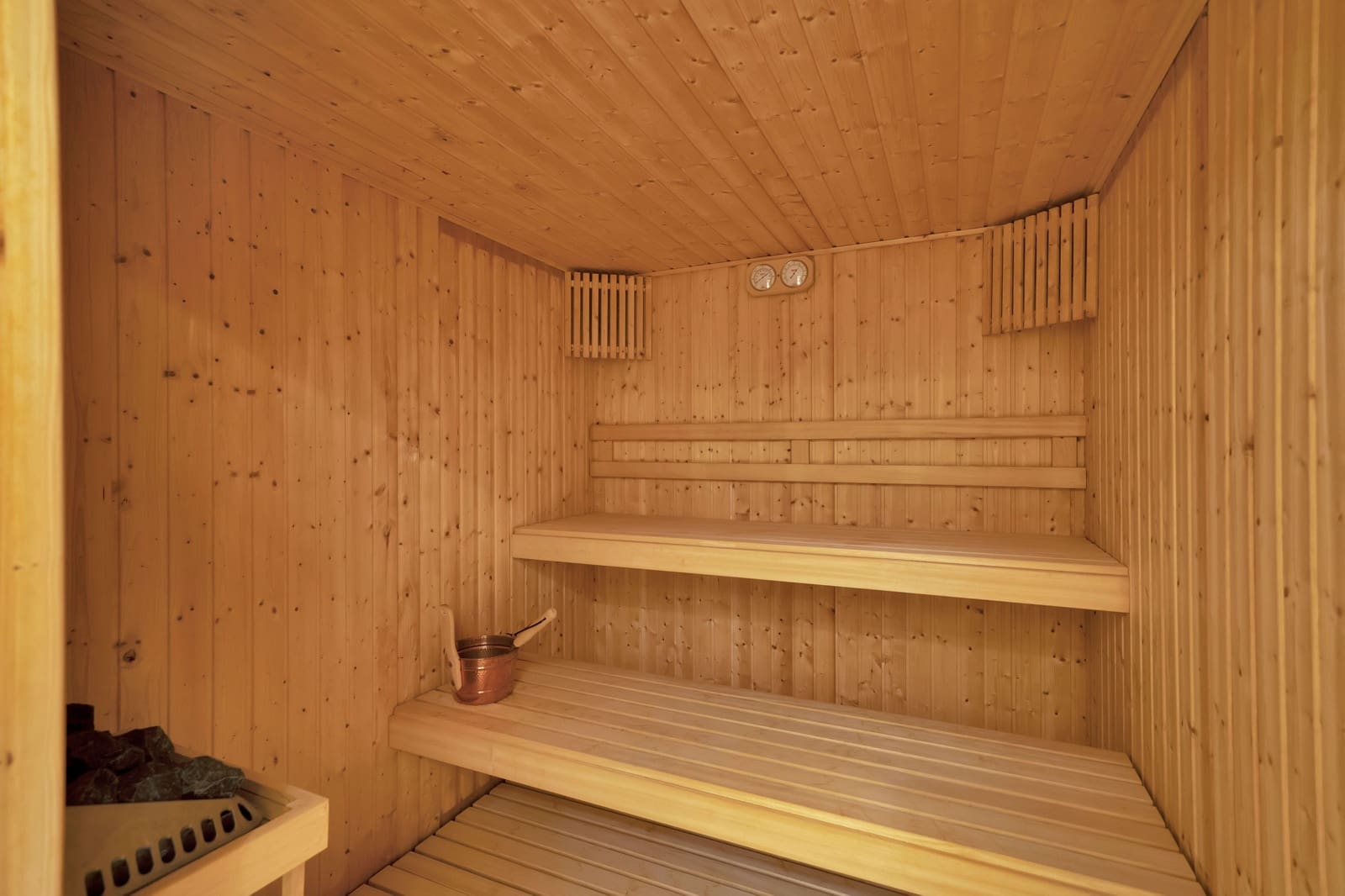 6 soveværelse Villa til leje i Golden Mile med swimmingpool - € 39.500 (Ref: 9081720)