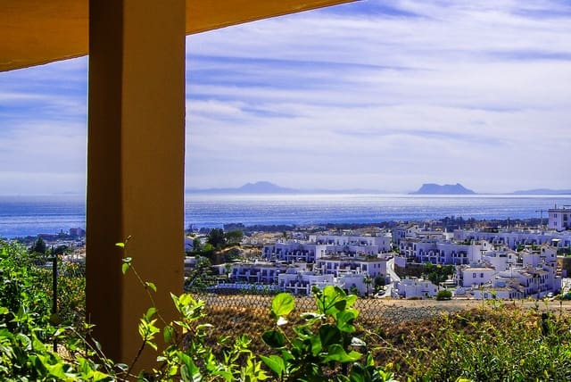 3 makuuhuone Huoneisto myytävänä paikassa El Paraíso, Benahavís mukana uima-altaan - 599 000 € (Ref: 9104802)