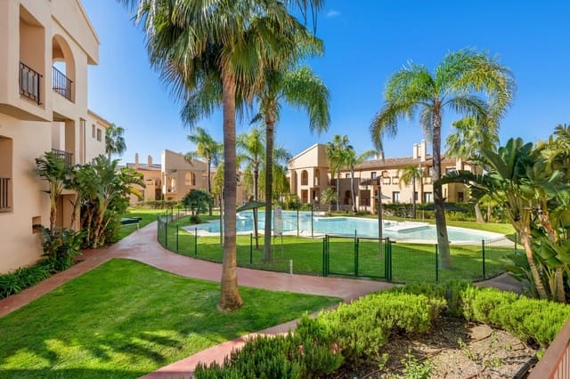 Apartamento de 3 habitaciones en El Paraíso, Benahavís en venta con piscina - 549.000 € (Ref: 9104802)